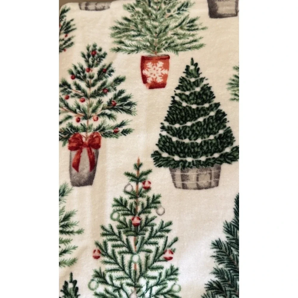 Laura Ashley 6‎ Piece Bathroom  Towel Set Holiday Trees 100% Cotton Velour NEW